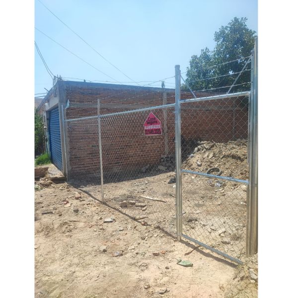Divisiones de Alambrado y Cercas con Hilos de Púas en Zapotlanejo