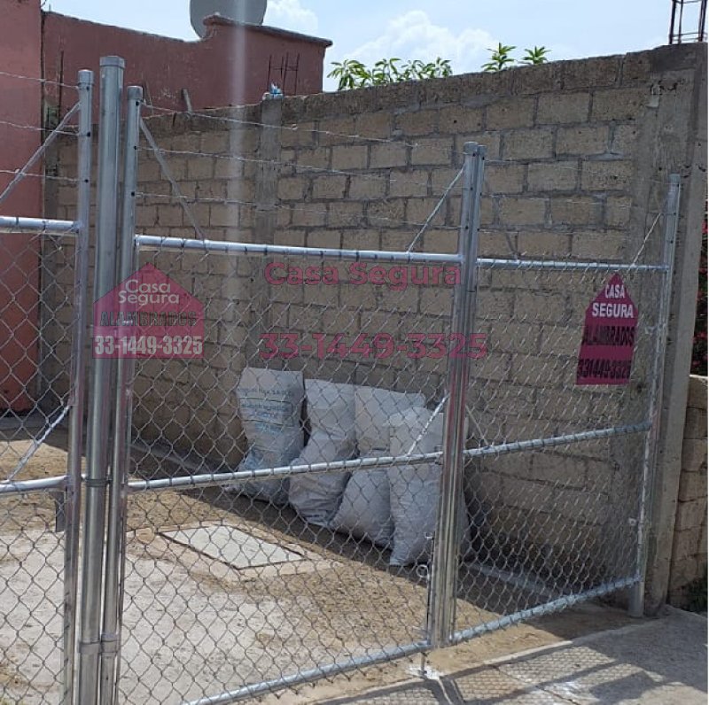 Alambrados en San Juan bosco