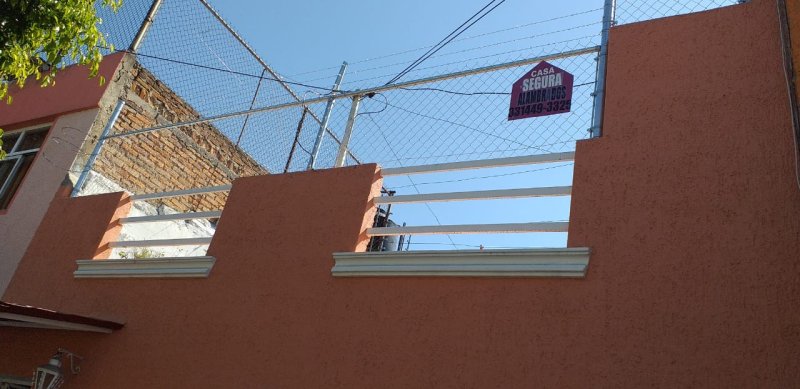 Alambrados con Púas en Belenes