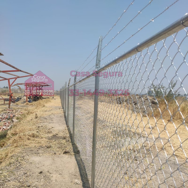 Divisiones de Terrenos con Cerca y Alambrados