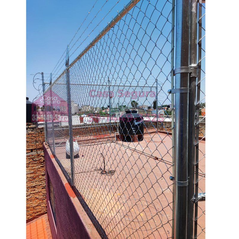 Alambrados para Terrenos con Púas en Ampliación Santa Lucia