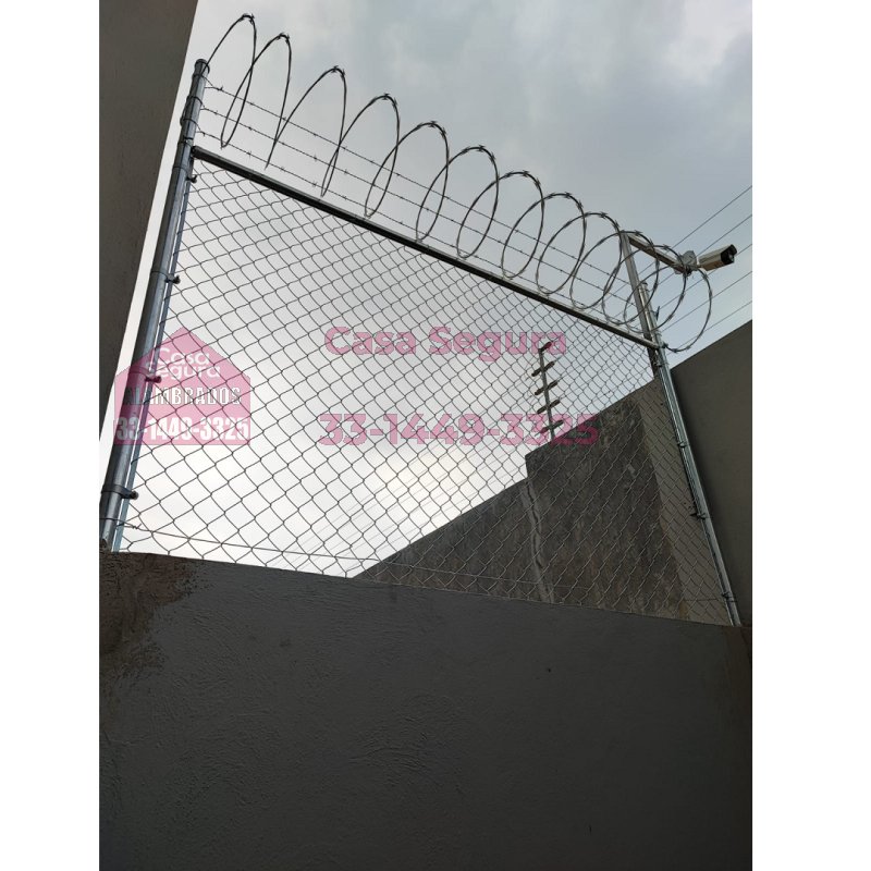 Malla con Espiral de Navajas y Púas en Tala Centro